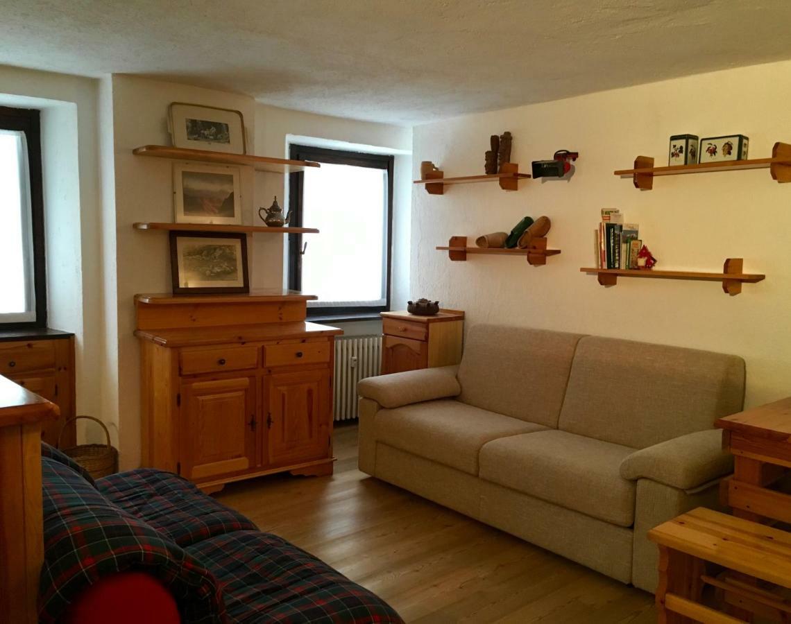 Casa Grangeon Apartment La Thuile Bagian luar foto