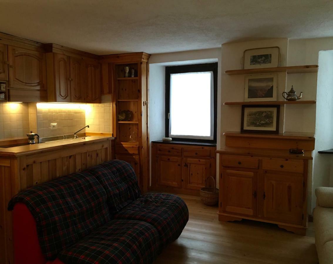 Casa Grangeon Apartment La Thuile Bagian luar foto